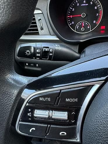 mazda 626 2001: Kia K5: 2019 г., 2 л, Автомат, Газ, Седан — 9