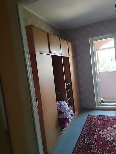 Недвижимость: 3 комнаты, С мебелью частично — 5