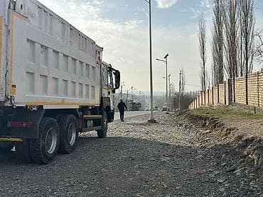 hyundai i 20: Грузовик, Howo, Новый — 7