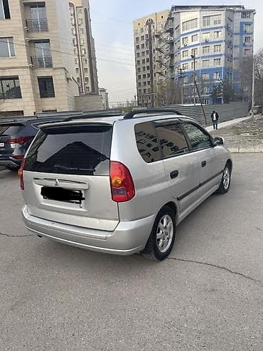 Унаа сатуу: Mitsubishi Space Star: 2003 г., 1.8 л, Кол менен иштөөчү, Газ, Хетчбек — 10