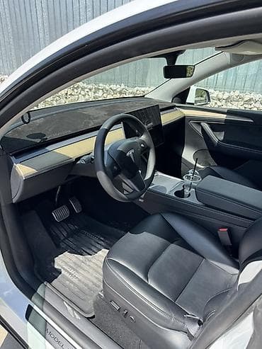 Tesla: Tesla Model Y: 2023 г., Автомат, Электромобиль, Кроссовер — 6