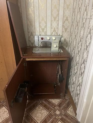 Техника жана электроника: Тигүүчү машина Chayka, Электромеханикалык, Жарым автоматтык — 1
