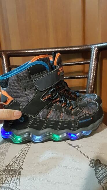 обувь женская большие размеры: Ботинки/ сапоги р34 оригинал!!! Skechers S-Lights Подсветка — 1