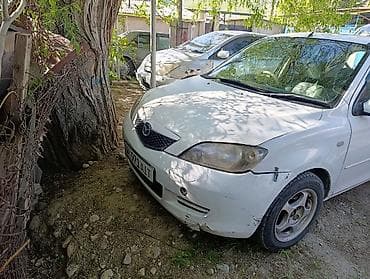 Продажа авто: Mazda Demio: 2003 г., 1.3 л, Автомат, Бензин, Хэтчбэк — 3