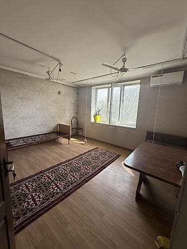 комнату сдаю: Сдается комната. Находится в районе Шлагбаума, близко к трассе — 1