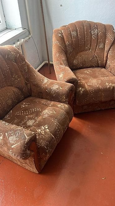 наклейки на мебельные ножки: Комплект мягкой мебели, Б/у, Самовывоз, цвет - Коричневый — 2