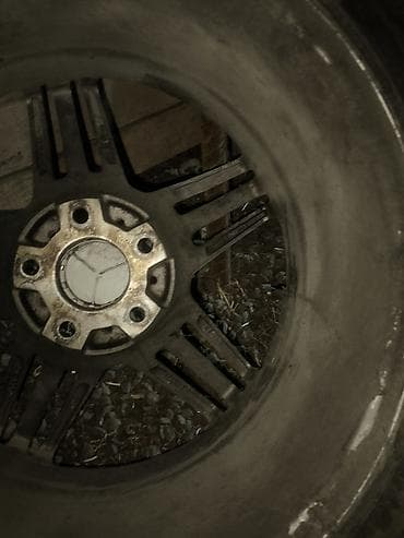 калонка на фит: Литые Диски R 17 Mercedes-Benz, Комплект, отверстий - 5 — 4