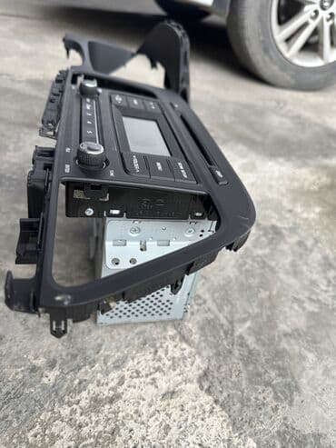 купить ручную лебедку: Магнитола на Хундай Соната ЛФ 7 г.вв. Оригинал Все работает… Цена — 3