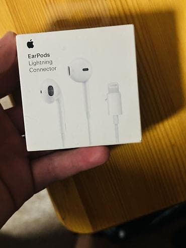 кольцевой лампа: Вкладыши, Apple, Б/у, Проводные, Классические — 1