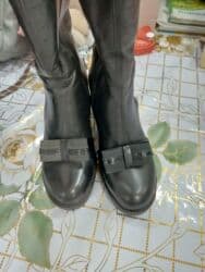 Кожанные зимние сапоги, размер не подошёл, новые. Отдам за пол цены