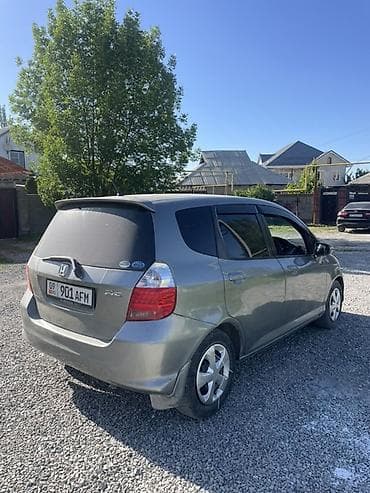 Honda Fit: 2004 г., 1.3 л, Автомат, Бензин, Хэтчбэк