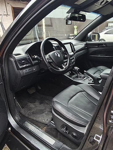 той машина: Ssangyong Rexton: 2019 г., 2.2 л, Автомат, Дизель, Внедорожник — 3