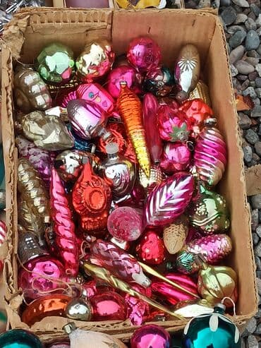 российские художники: Продаются набор ёлочных украшений (винтажные стеклянные игрушки — 9