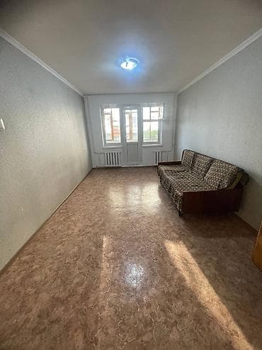 2 комнаты, 43 м², Юбилейка 104 серия, 2 этаж, Косметический ремонт — 1