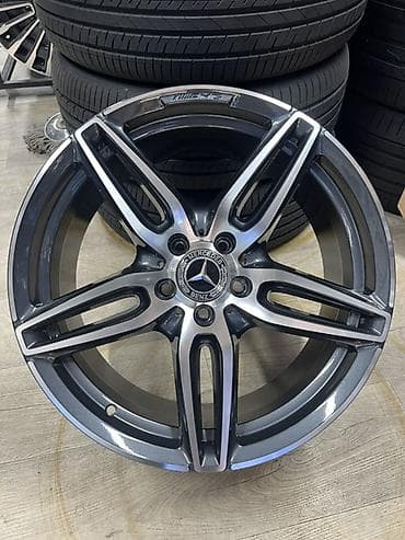 oz future: Литые Диски R 19 AMG, Комплект, отверстий - 5, Новый — 1