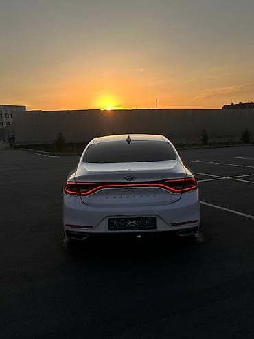 машина hyundai: Hyundai Grandeur: 2017 г., 3 л, Автомат, Газ, Седан — 10