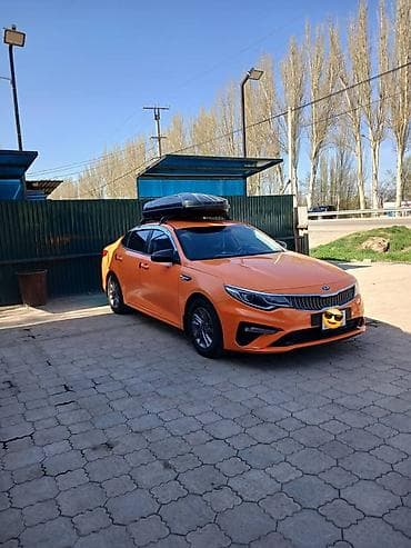 Kia K5: 2018 г., Газ, Седан