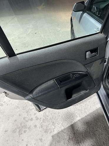 хундай старекс 1: Ford Mondeo: 2003 г., 1.8 л, Кол менен иштөөчү, Бензин, Универсал — 8