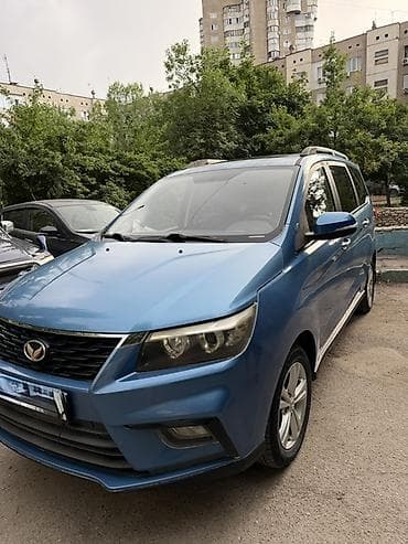 wuling mini ev: BAIC YINXIANG Бензин 1.4 л Минивэн (7 местный) Год 2021 год Коробка — 3