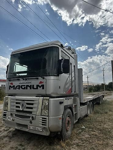 Тягач, Renault, 2003 г., Бортовой at lalafo.kg Тягач, Renault, 2003 г., Бортовой