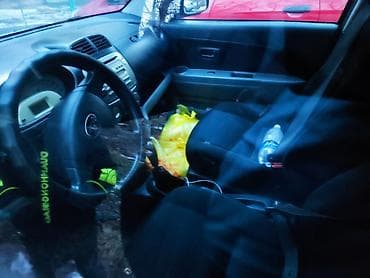 lada vesta: Subaru Justy: 2008 г., 1 л, Механика, Бензин, Хэтчбэк — 4