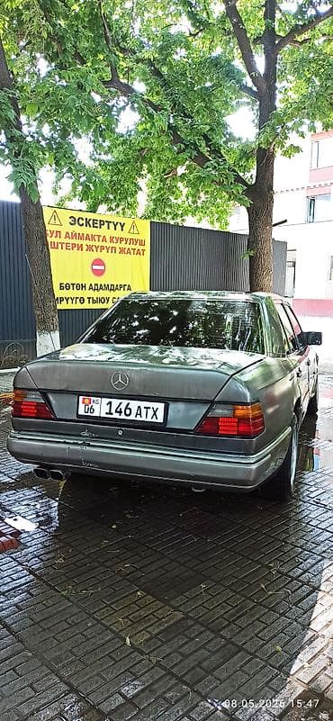 Mercedes-Benz W124: 1990 г., 2.3 л, Механика, Бензин, Седан — 4
