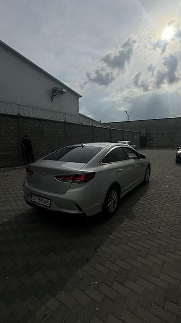 какую машину можно купить за 15000 долларов: Hyundai Sonata: 2021 г., 2 л, Автомат, Газ, Седан — 7