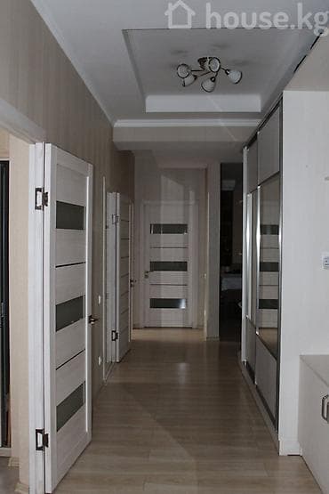 3 комнаты, 90 м², 5 этаж — 6