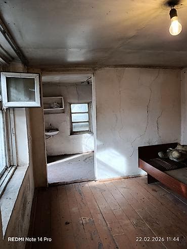 требуется присмотр за домом: Сдается времянка для одной девушки или женщине до 45 лет без детей — 2