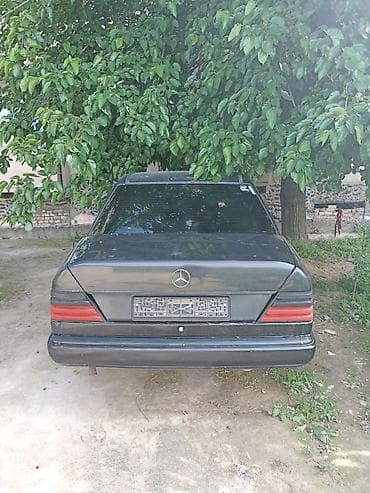 changan продажа: Mercedes-Benz E-Class: 1988 г., 2.3 л, Механика, Бензин, Седан — 3