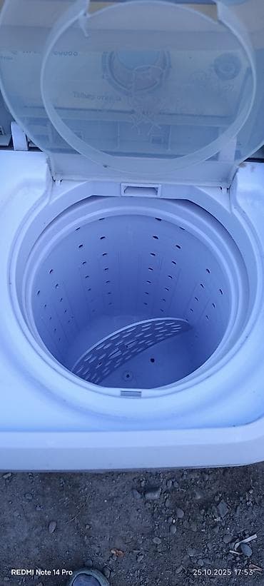 Жылытуу приборлору: Полуавтоматическая стиральная машина LG, двухбаковая. Особенности: - — 3