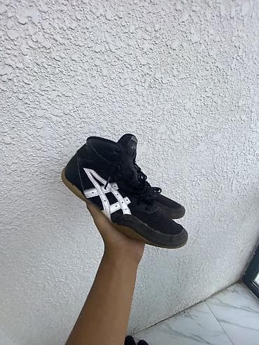 lining flex: Мужские кроссовки, 39, Asics, Б/у, цвет - Черный, Платная доставка, Самовывоз — 1