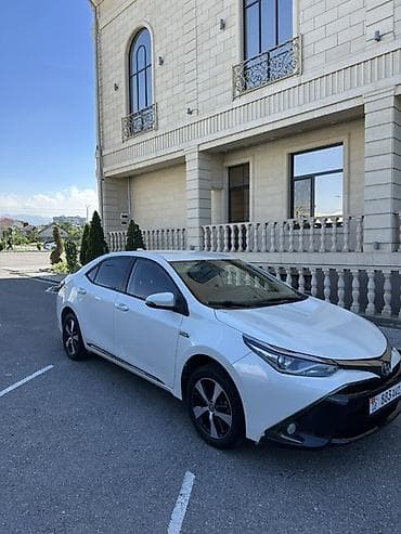 Продажа авто: Toyota Levin: 2019 г., 1.8 л, Гибрид, Седан — 1