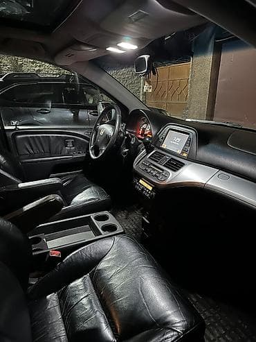 kia avela: Honda Odyssey: 2008 г., 3.5 л, Автомат, Бензин, Минивэн — 5