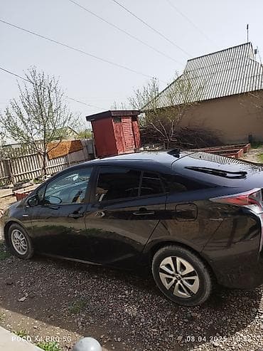 prius 2015: Toyota Prius: 2017 г., 1.8 л, Вариатор, Гибрид, Хэтчбэк — 3