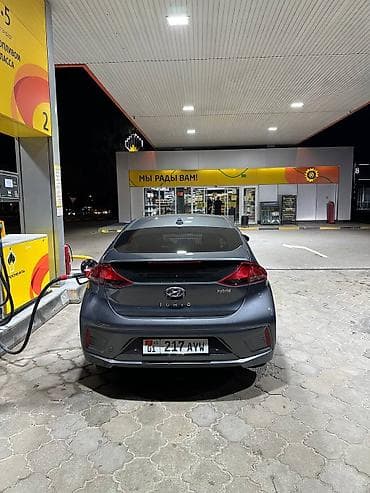 7 1: Hyundai Ioniq: 2019 г., 1.6 л, Автомат, Гибрид, Лифтбек — 4