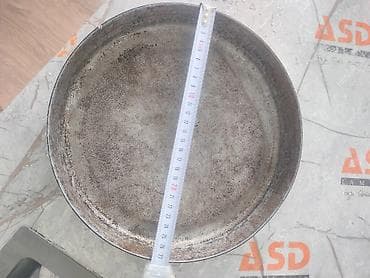 слоенное тесто: Металлическая круглая сковородка/противень для выпечки. - Материал — 1