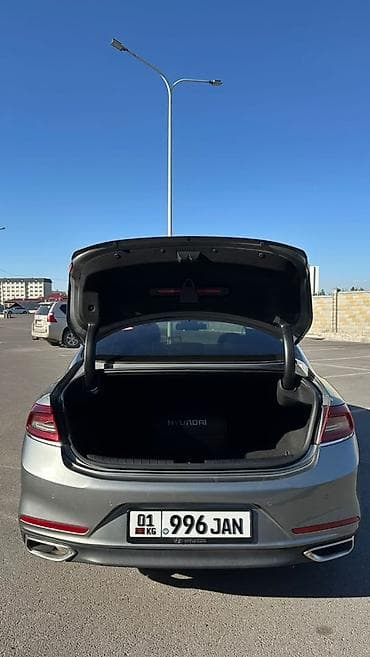geely galaxy e5: Hyundai Grandeur: 2018 г., 2.2 л, Автомат, Дизель, Седан — 3