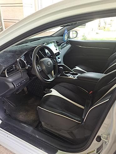 corolla 2004: Toyota Camry: 2022 г., Автомат, Гибрид, Седан — 2