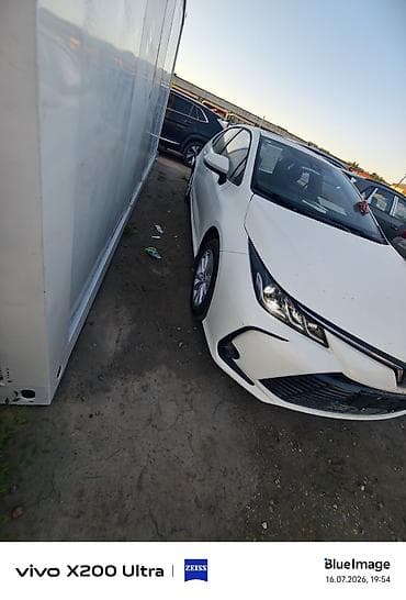 carplay android: Toyota Corolla: 2025 г., 1.2 л, Автомат, Бензин, Седан — 2