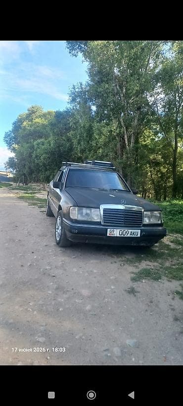 step 2: Mercedes-Benz W124: 1990 г., 2 л, Механика, Бензин, Седан — 6