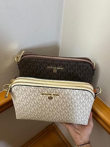 michail kors: Сумка-кроссбоди Michael Kors Jet Set из фирменного монограммного — 1