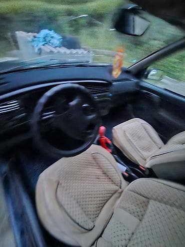 продажа сидений для авто: Volkswagen Vento: 1995 г., 1.8 л, Механика, Бензин, Седан — 5