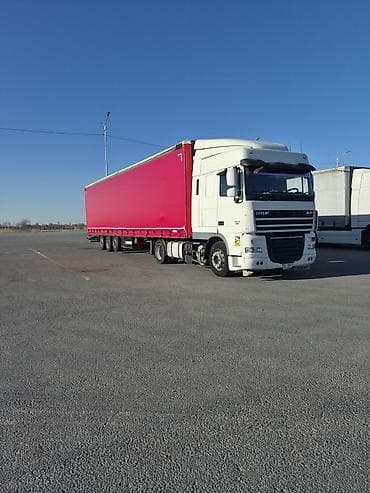 тягач мега: Тягач, DAF, 2011 г., Тентованный — 3