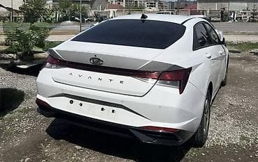 Hyundai Avante: 2020 г., 1.6 л, Вариатор, Гибрид, Седан — 4