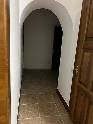 микрорайон: 500 м², 9 комнат, Юг-2 мкр — 7