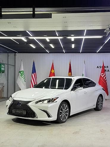 Lexus ES: 2021 г., 2.5 л, Автомат, Гибрид, Седан at lalafo.kg Lexus ES: 2021 г., 2.5 л, Автомат, Гибрид, Седан