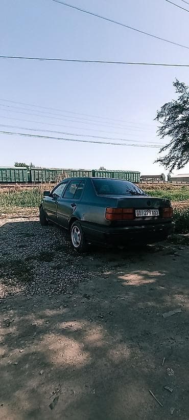Volkswagen: Volkswagen Vento: 1993 г., 1.8 л, Кол менен иштөөчү, Бензин, Седан — 5
