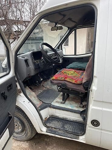 для такси авто: Ford Transit: 1990 г., Минивэн — 3