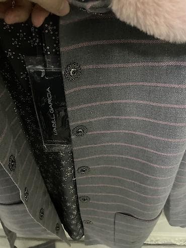 итальянское пальто: Пиджак или мини пальто новое Италия. Размер S или М. Брала за 7000 — 4